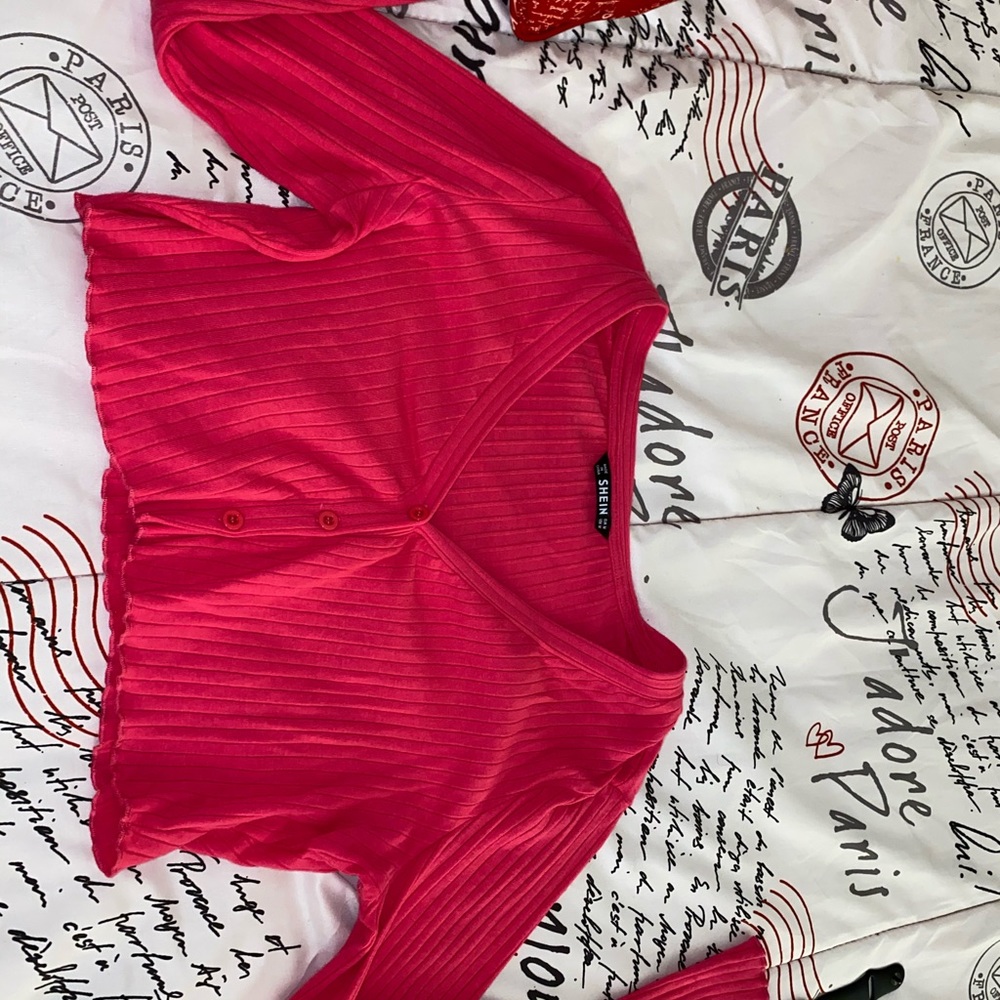 long sleeve crop top